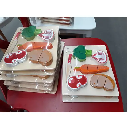 Photo de l’avis officiel: Storiz! Aliments à déouper Ensemble de cuisine jouet — risque: Étouffement