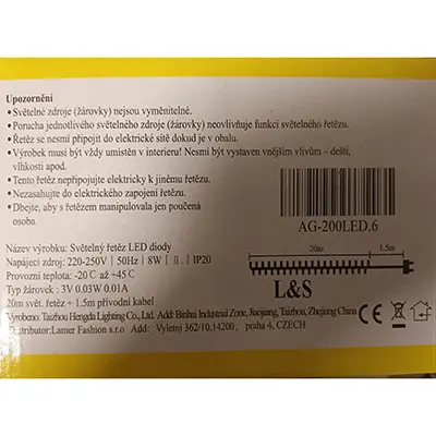 Photo de l’avis officiel: 200 LED Vánoční světelný řetěz Chaîne d'éclairage — risque: Choc électrique