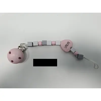 Foto aus der offiziellen Meldung: BamBam Roze Hartje Speenkoord Schnullerhalter — Risiko: Ersticken
