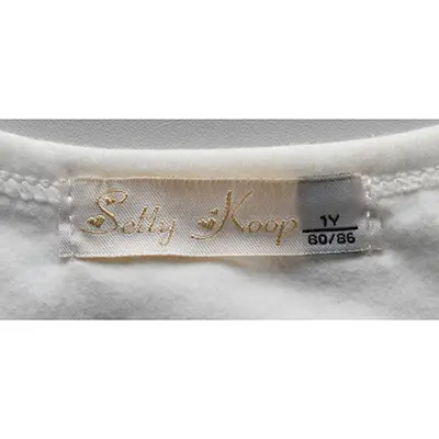 Foto aus der offiziellen Meldung: Setty Koop Kinderkleiderset — Risiko: Ersticken