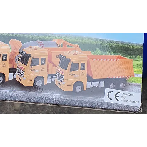 Photo de l’avis officiel: 2-play Construction Truck Camion jouet — risque: Risque chimique & Étouffement