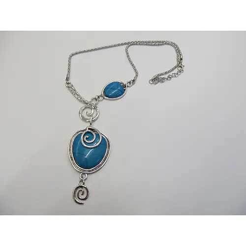 Photo de l’avis officiel: Collier — risque: Risque chimique (A12/01534/24)