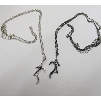 Photo de l’avis officiel: Collier — risque: Risque chimique (A12/01560/24)
