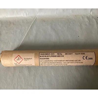 Photo from the official notice: Dragon Fireworks Extreme Candle 5 Shots — burns & injuries risk