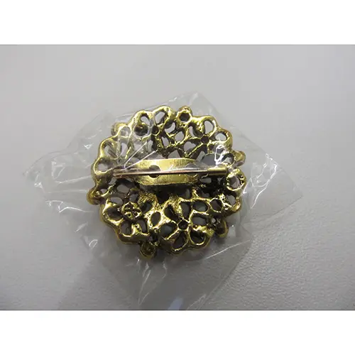 Photo de l’avis officiel: Broche — risque: Risque chimique (A12/01578/24)