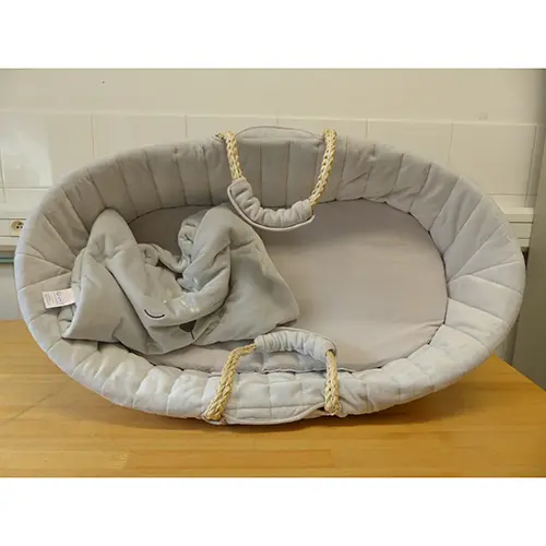 Photo de l’avis officiel: NOUKIES B&amp;K GRIS VELOUDOUX GRIS Lit bébé — risque: Blessures