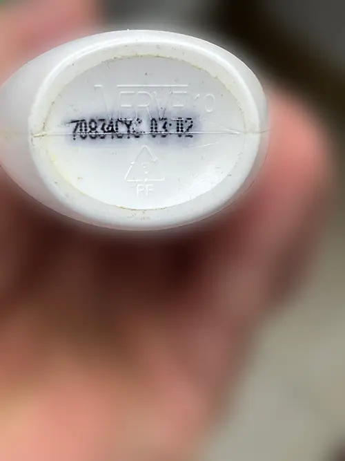 Photo de l’avis officiel: Dove Talco - Talco con crema idratante Déodorant — risque: Risque chimique