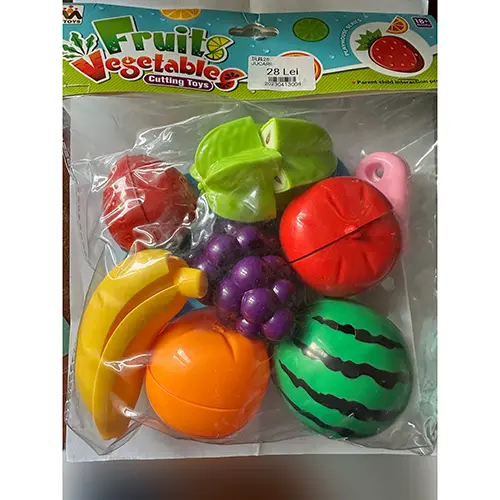 Photo from the official notice: JFTOYS/ DOUFU TOYS FRUITS VEGETABLE plastic toy set — choking risk