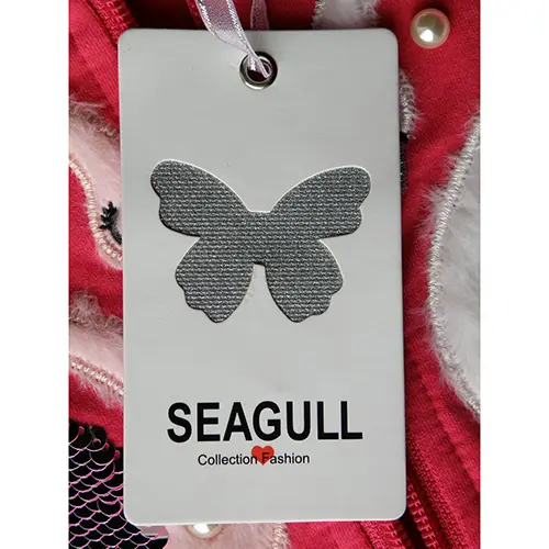 Foto aus der offiziellen Meldung: Seagull FAMILY Kinderbekleidungsset — Risiko: Ersticken