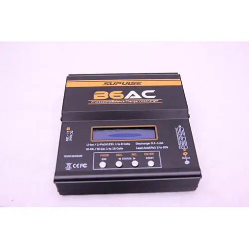 Foto aus der offiziellen Meldung: React Professional balance charger / discharger Batterieladegerät — Risiko: Elektrischer Schlag
