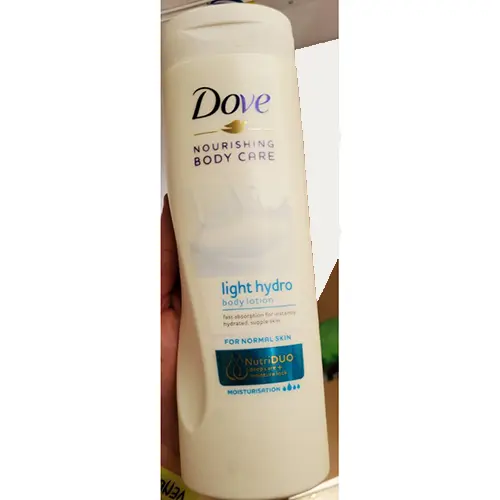 Photo de l’avis officiel: Dove Nourishing body care light hydro Lotion pour le corps — risque: Risque chimique