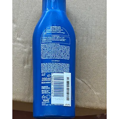 Foto dell’avviso ufficiale: Nivea Sun protect &amp; hydrate protezione "6" Latte solare — rischio: Rischio chimico