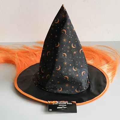 Foto do aviso oficial: Amscan KIDS WITCH HAT WITH HAIR Chapéu extravagante com cabelo — risco: Queimaduras