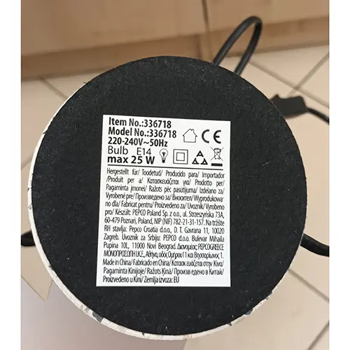 Photo de l’avis officiel: Pepco Portable lamp Lampe portable — risque: Choc électrique