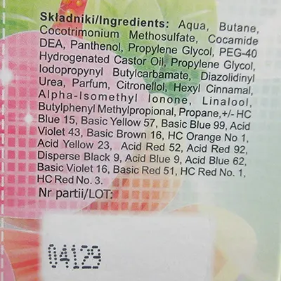 Foto aus der offiziellen Meldung: Wats élysée HAIR COLOR MOUSSE COOL COLORS! Haarfärbemousse — Risiko: Chemikalie (A12/02501/24)