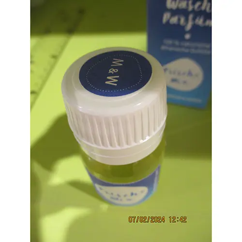 Foto do aviso oficial: Green Movida SL Move&amp;Wash Wäsche Parfüm Frische Mix Lavar perfume — risco: Químico