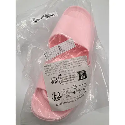 Photo de l’avis officiel: PVC-tofflor chaussons — risque: Risque chimique
