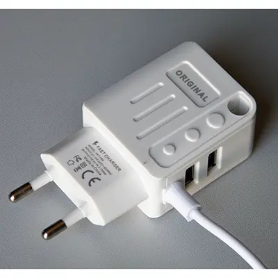 Foto aus der offiziellen Meldung: ORIGINAL HIGH SPEED FAST CHARGING / FAST CHARGER USB-Ladegerät — Risiko: Elektrischer Schlag
