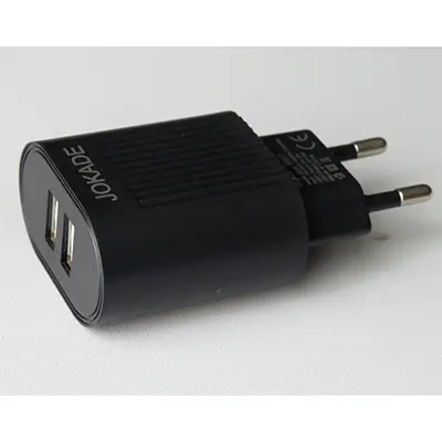 Foto dell’avviso ufficiale: JOKADE Dual USB Interface Charger / Adaptive fast charger Caricabatterie USB — rischio: Scossa elettrica
