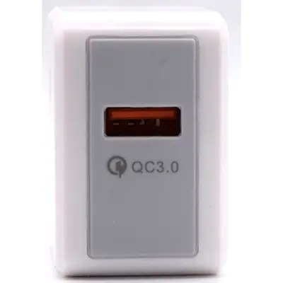 Photo de l’avis officiel: FAST FAST CHARGER / USB CHARGER Chargeur USB — risque: Choc électrique