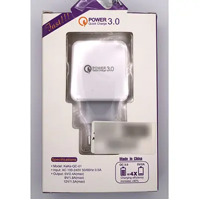 Photo de l’avis officiel: FAST FAST CHARGER / USB CHARGER Chargeur USB — risque: Choc électrique