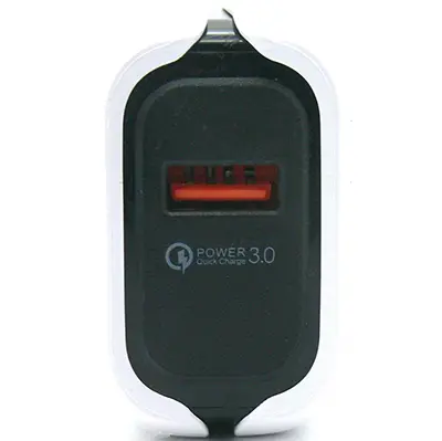 Photo de l’avis officiel: POWER 3.0 FAST CHARGE Chargeur USB — risque: Choc électrique