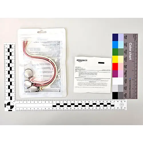 Foto aus der offiziellen Meldung: Seposeve Seposeve Silicone Palcifier Clips Schnullerhalter — Risiko: Strangulierung