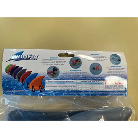 Foto aus der offiziellen Meldung: SwimFin SwimFin Haifischflosse (graue Version) Schwimmhilfe — Risiko: Ertrinken
