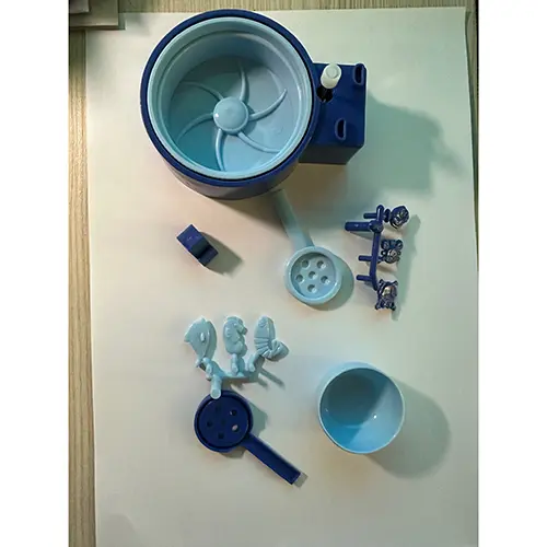 Foto aus der offiziellen Meldung: FISHING FUNNY TOYS FISHING Angelspielzeug-Set — Risiko: Ersticken