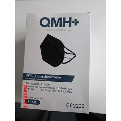 Photo from the official notice: QMH+ FFP2-Atemschutzmaske, Filtrierende Halbmaske particle filter mask — health risk