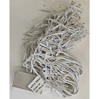 Photo de l’avis officiel: Lighting chain Chaîne d'éclairage — risque: Choc électrique (A12/02779/24)