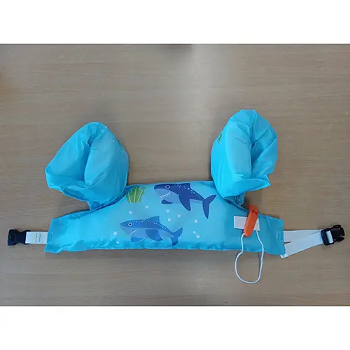 Photo from the official notice: Moko Kinder Schwimmflügel swim vest — drowning risk