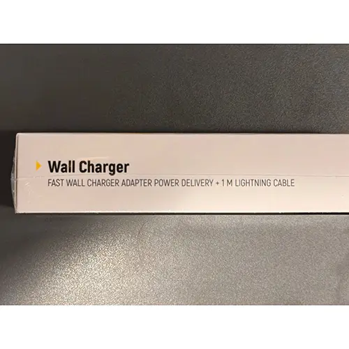 Photo from the official notice: Wozinsky Universal Wall Charger, Fast Wall Charger Adapter Power Delivery + 1M Lightning Cable usb charger — fire risk