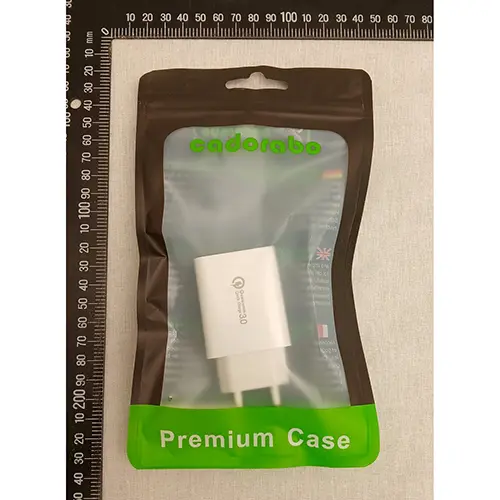 Photo de l’avis officiel: Cadorabo Chargeur USB — risque: Choc électrique