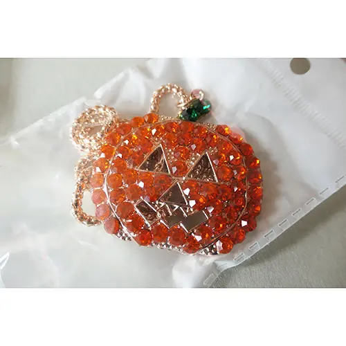 Foto dell’avviso ufficiale: ORAZIO 4pcs Halloween Schmuck Set Thanksgiving Kürbis Ring Halskette Ohrringe für Frauen Strass Hak Set di gio — rischio: Rischio chimico