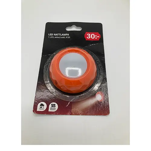 Foto do aviso oficial: Dollarstore LED night lamp Lâmpada LED — risco: Ambiente