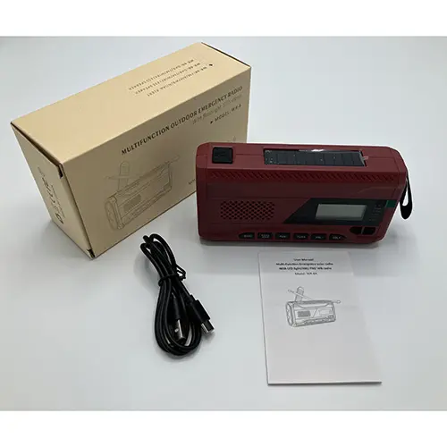 Foto aus der offiziellen Meldung: Multifunctional outdoor emergency radio Notfallfunk — Risiko: Umwelt