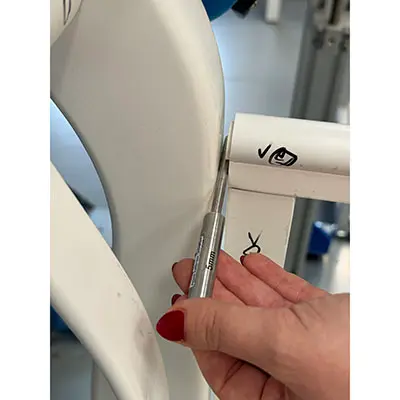 Photo de l’avis officiel: Children´s cot Lit bébé — risque: Blessures & Etranglement