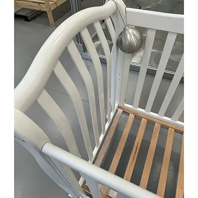 Photo de l’avis officiel: Children´s cot Lit bébé — risque: Blessures & Etranglement