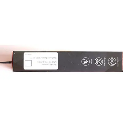 Foto aus der offiziellen Meldung: TREQA UNIVERSAL TRAVEL CHARGER / LARGE POWER USB-Ladegerät — Risiko: Elektrischer Schlag