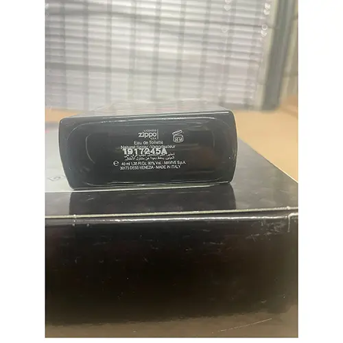 Photo de l’avis officiel: Zippo Original Ensemble cosmétique — risque: Risque chimique