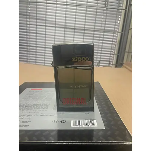 Photo de l’avis officiel: Zippo Original Ensemble cosmétique — risque: Risque chimique