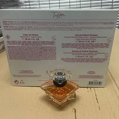 Photo de l’avis officiel: Lancome Paris Tresor Ensemble cosmétique — risque: Risque chimique