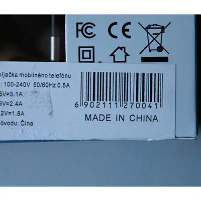 Foto do aviso oficial: USB CHARGER Carregador USB — risco: Choque elétrico (A11/00161/24)