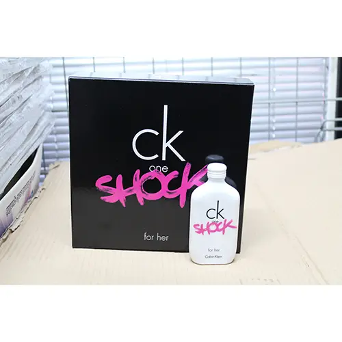 Photo de l’avis officiel: Calvin Klein CK One Shock Ensemble cosmétique — risque: Risque chimique