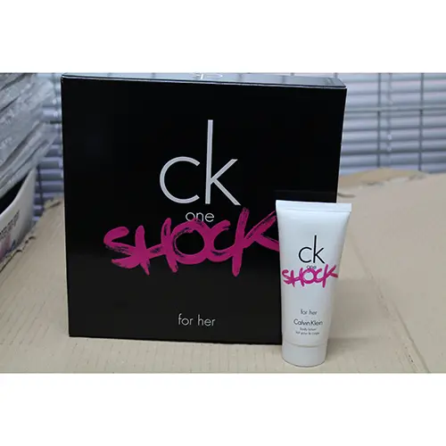 Photo de l’avis officiel: Calvin Klein CK One Shock Ensemble cosmétique — risque: Risque chimique