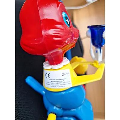 Foto do aviso oficial: Wieslaw Suchanek Children's toy (24m+) Brinquedo push-along — risco: Engasgamento