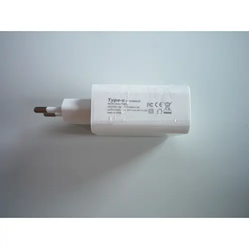 Foto dell’avviso ufficiale: Type-c 120W Charger, Type-c CHARGER Caricabatterie USB — rischio: Scossa elettrica & Incendio