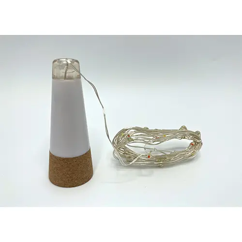 Photo de l’avis officiel: USB Charging Bottle Stoplight Appareil d'éclairage — risque: Environnement
