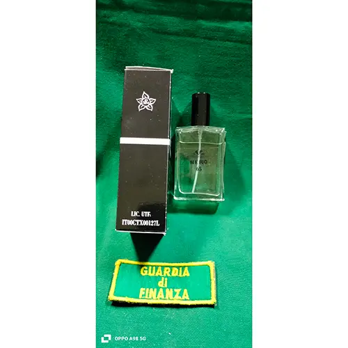Photo de l’avis officiel: Arcobaleno parfumes Nero 65 Eau de toilette — risque: Risque chimique